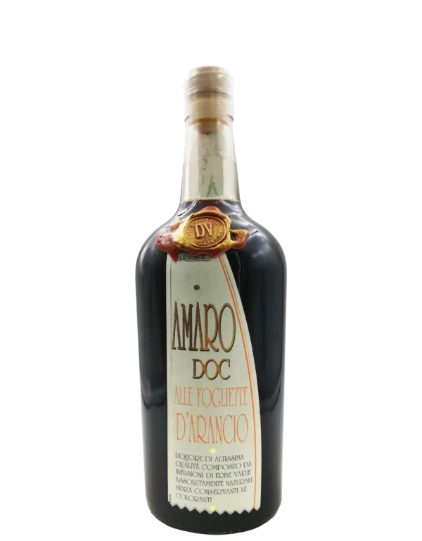 Amaro con foglie di d'Arancia